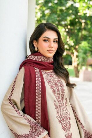 Presenting Baroque Brand Luxury Embroidered Article