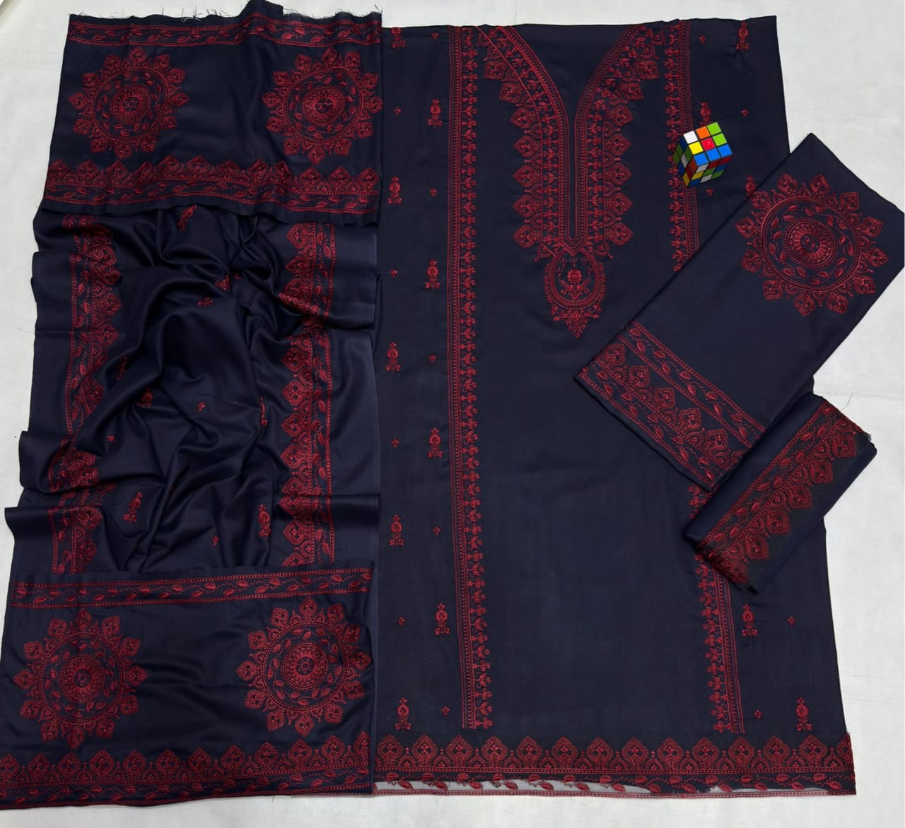 Presenting Premium Aneels Brand Luxury Embroidered Article - Image 4